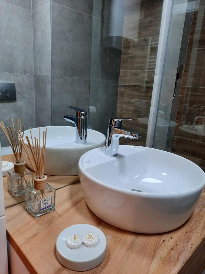 Apartment Pleasure Lux Novi Sad Eksteriør billede
